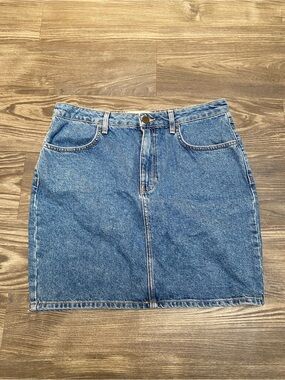 BDG Medium Blue Denim Mini Skirt